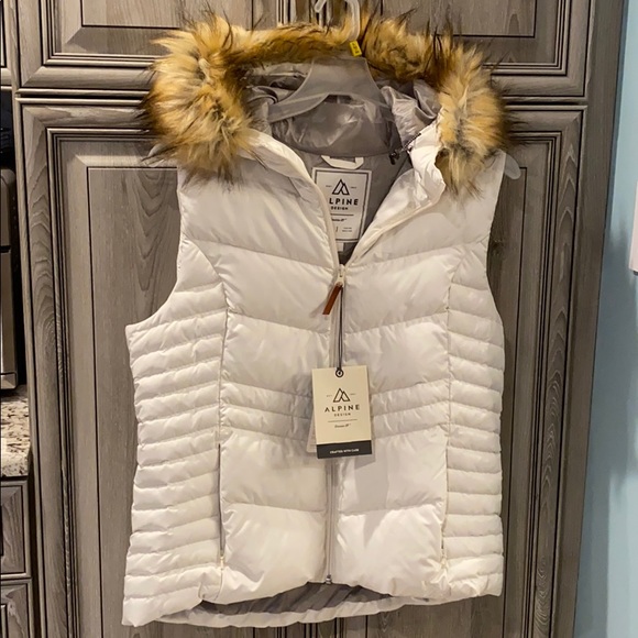 Alpine Laurel Ridge Down Vest 
